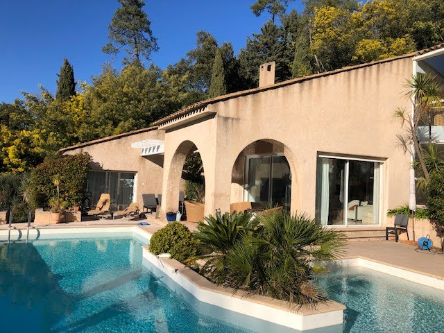 entreprise travaux toiture terrasse renovation exterieure antibes cannes frejus vence (2)